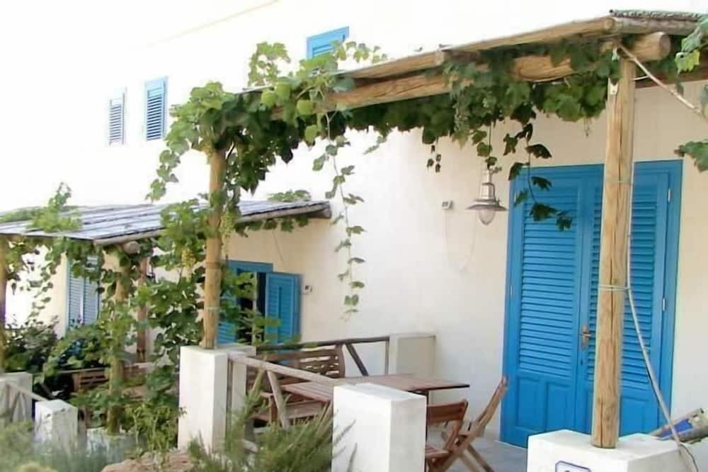 Photo of Patio Balcony in Marettimo