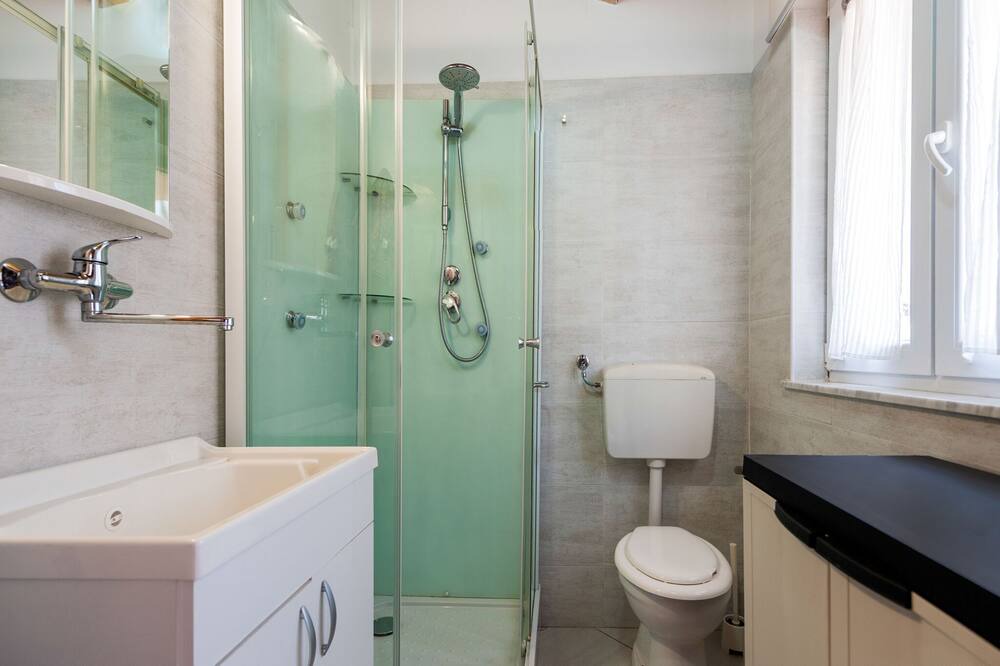 Photo of Bathroom in Leonforte