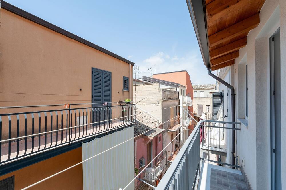 Photo of Patio Balcony in Leonforte