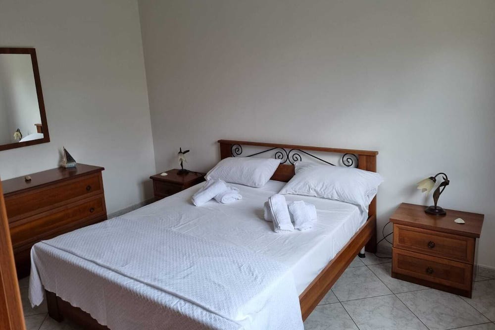 Photo of Bedroom in Castelluzzo