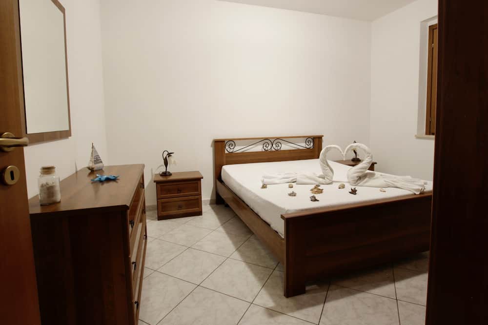 Photo of Bedroom in Castelluzzo