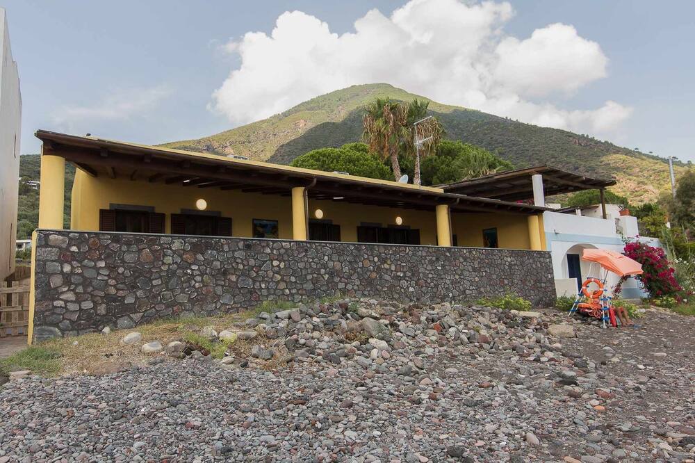 Photo of Outdoor in Lingua