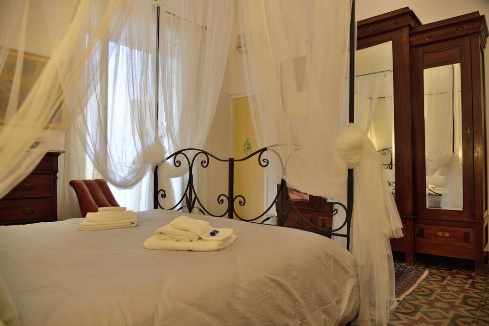 Photo of Bedroom in Kalsa
