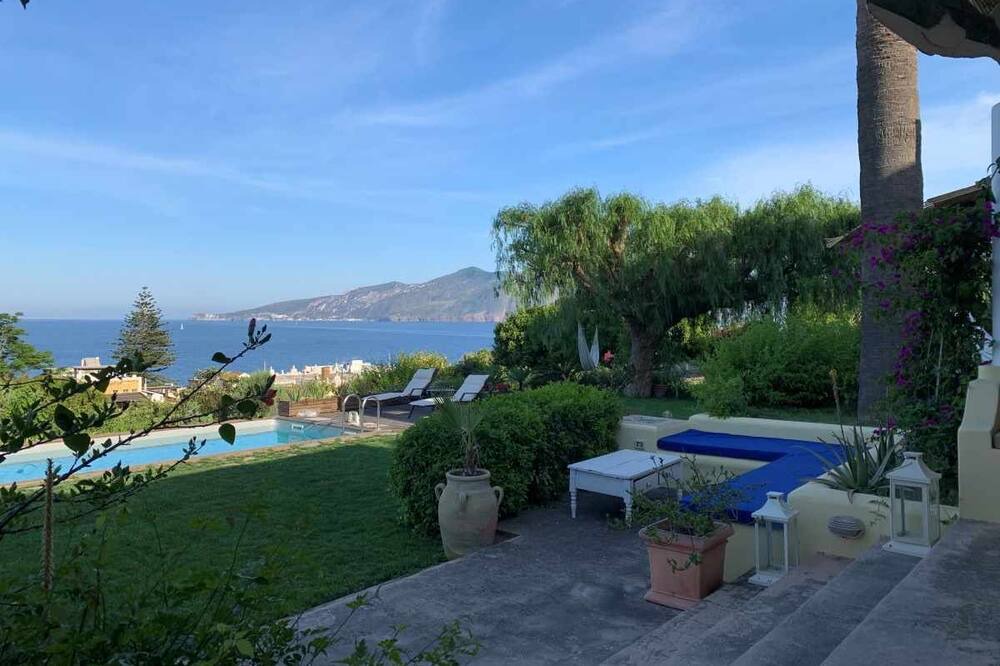 Photo of Outdoor in Santa Marina Salina