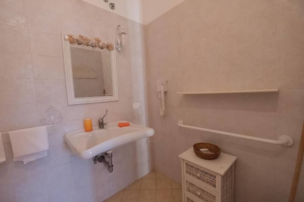Photo of Bathroom in Fontane Bianche