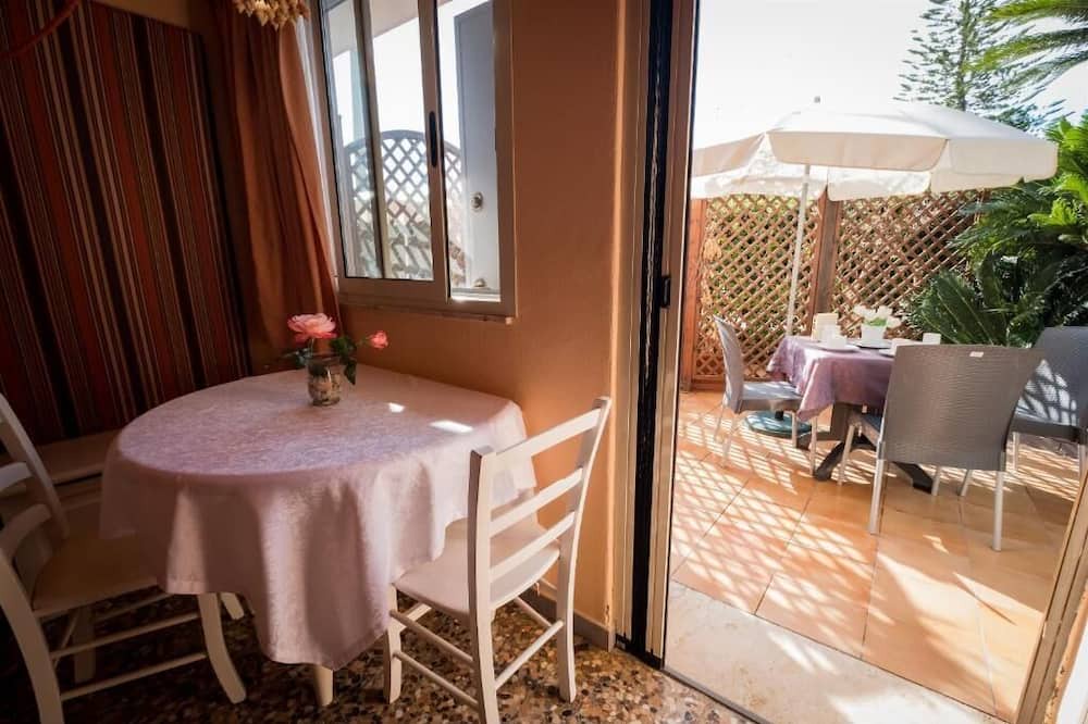 Photo of Patio Balcony in Fontane Bianche