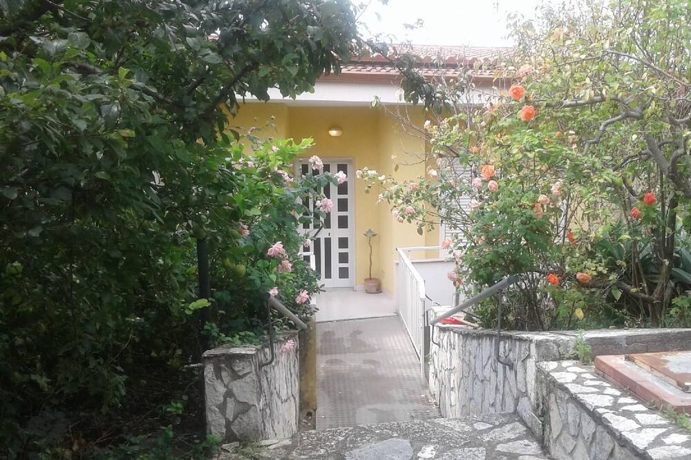 Photo of Outdoor in Poggioreale