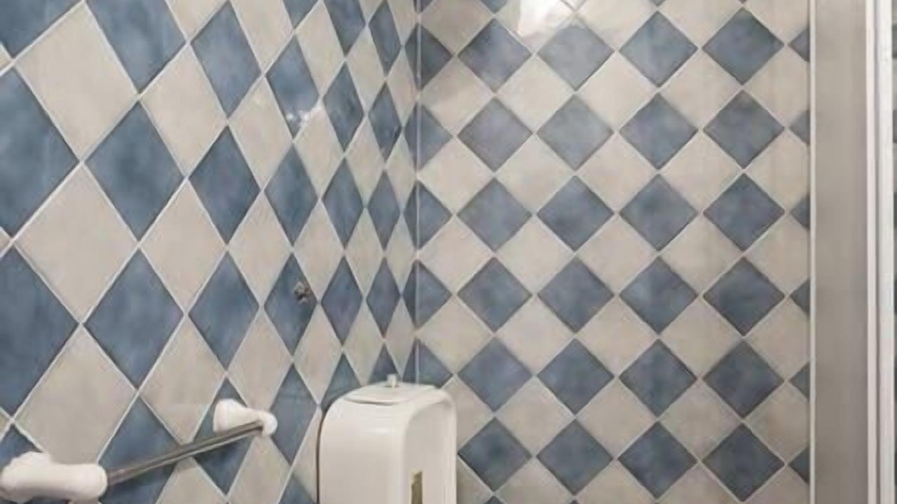 Photo of Bathroom in Porticato