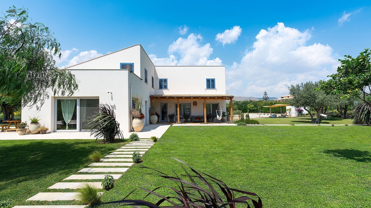 Photo of Outdoor in Avola