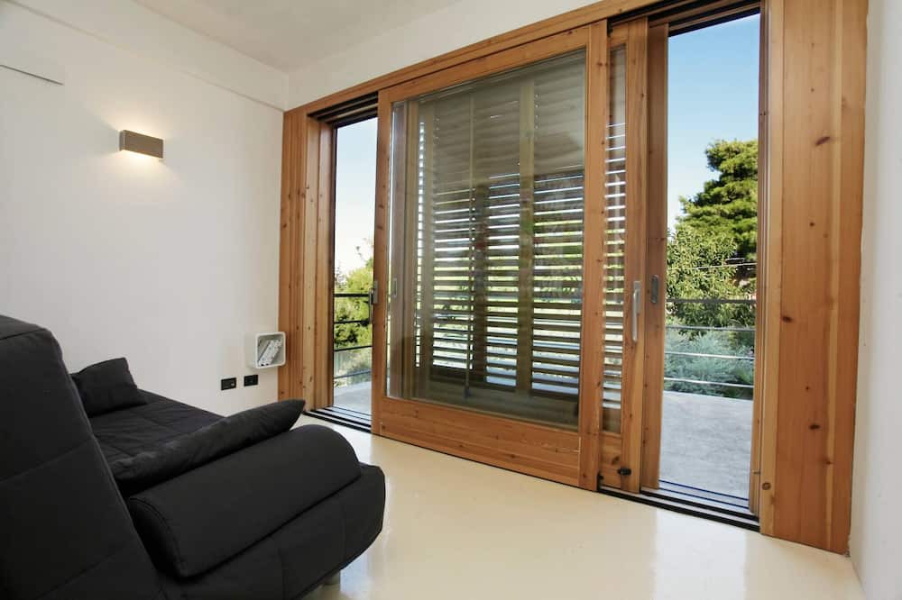 Photo of Livingroom in Torre Colonna-sperone