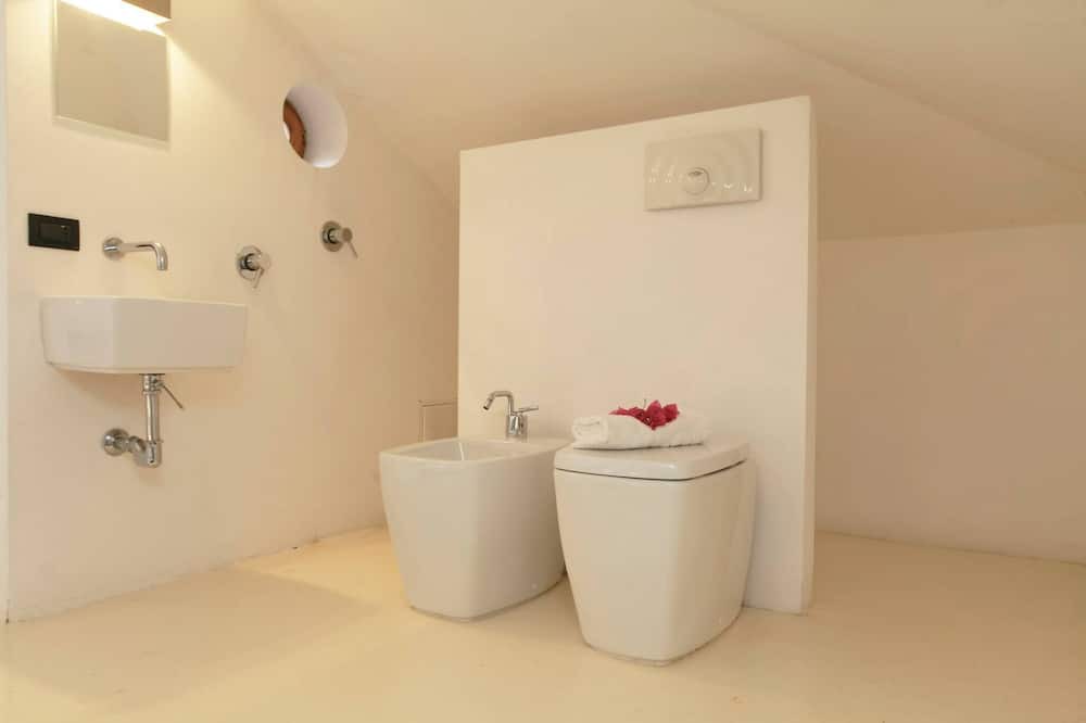 Photo of Bathroom in Torre Colonna-sperone