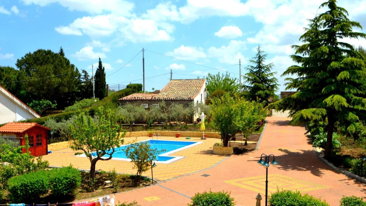 Photo of Outdoor in Pergusa