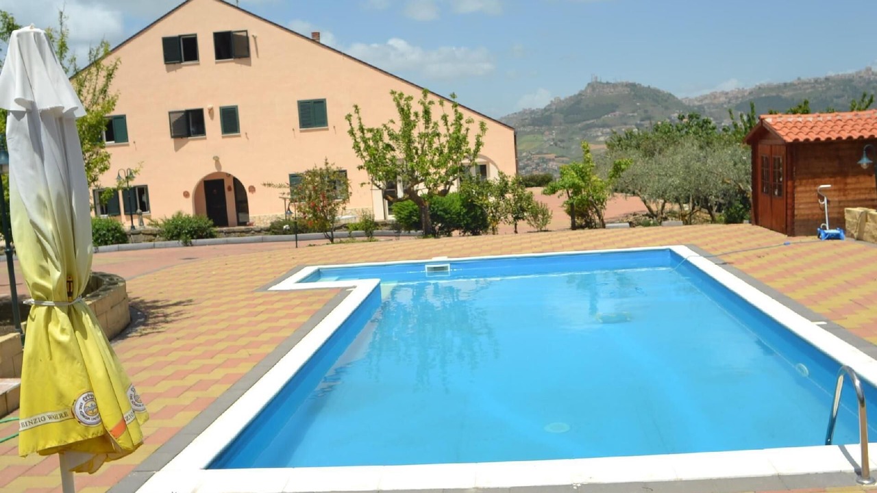 Photo of Outdoor in Pergusa