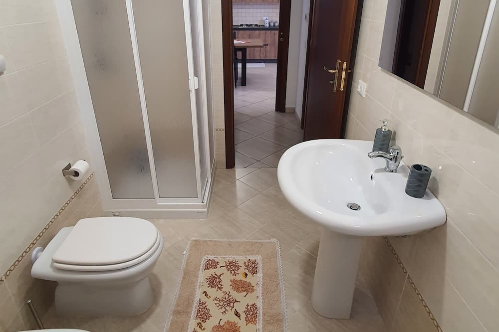 Photo of Bathroom in Piraino