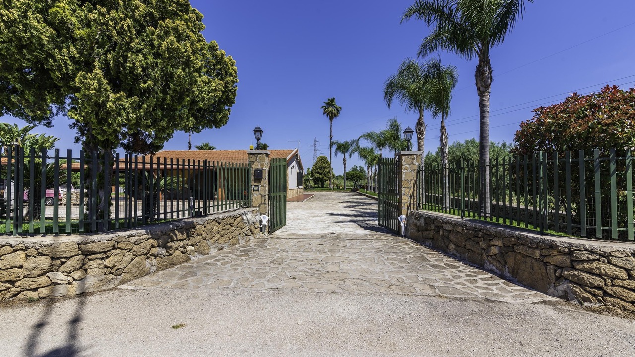 Photo of Outdoor in Melilli