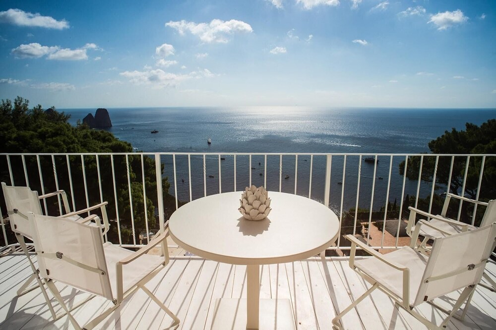 Photo of Patio Balcony in Marina Piccola