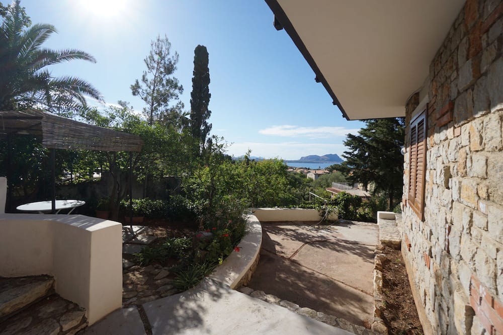 Photo of Patio Balcony in Torre Colonna-sperone
