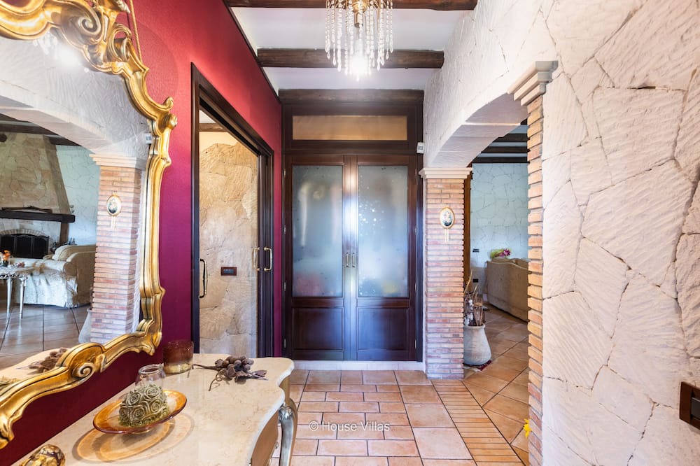 Photo of Bathroom in Gallina