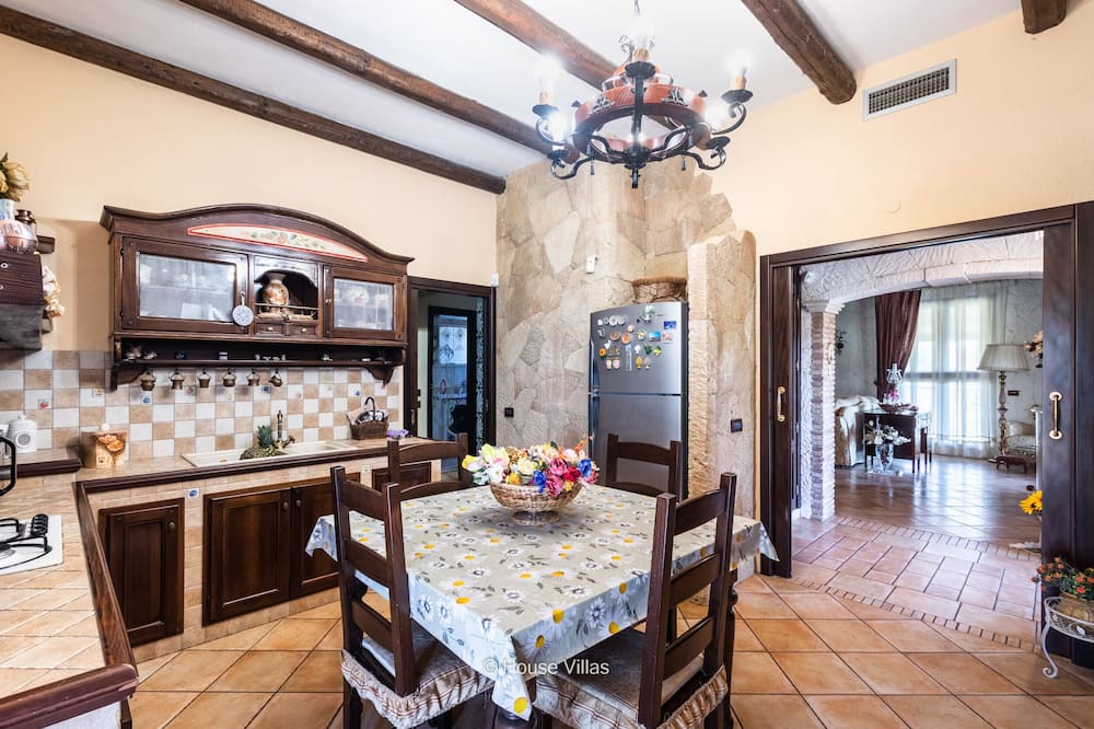 Photo of Kitchen in Gallina