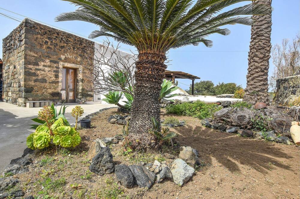 Photo of Outdoor in Khamma Fuori