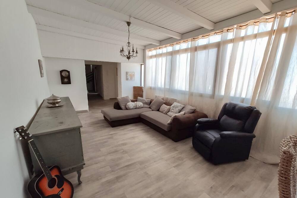 Photo of Livingroom in Villa Grazia di Carini