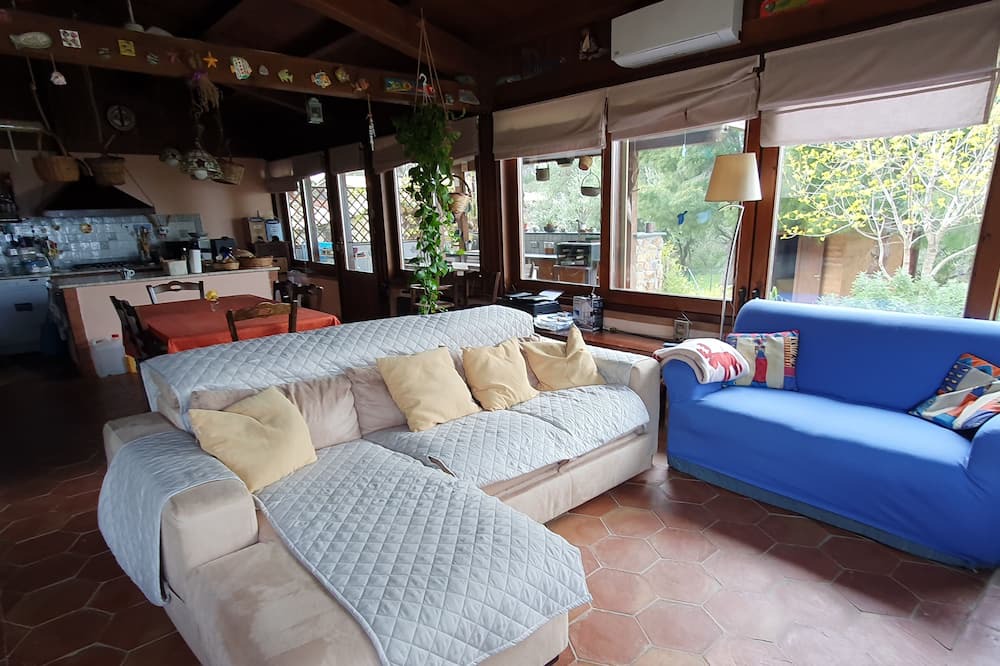 Photo of Livingroom in Pollina