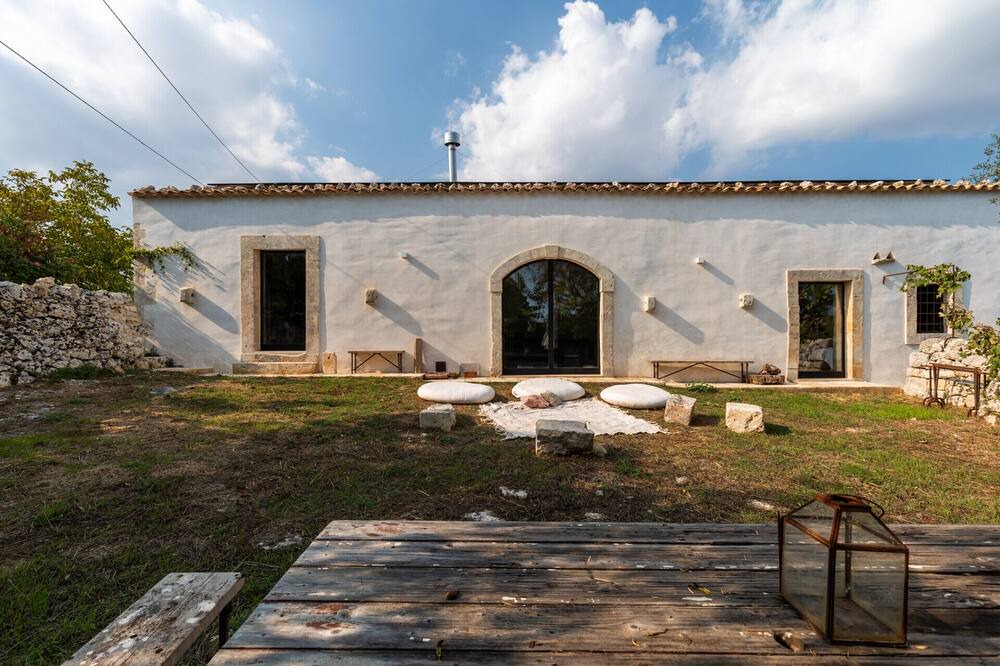 Photo of Outdoor in Noto