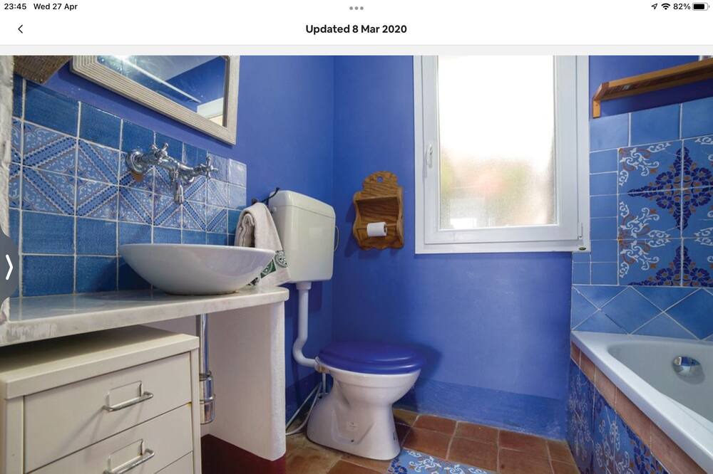 Photo of Bathroom in Collesano