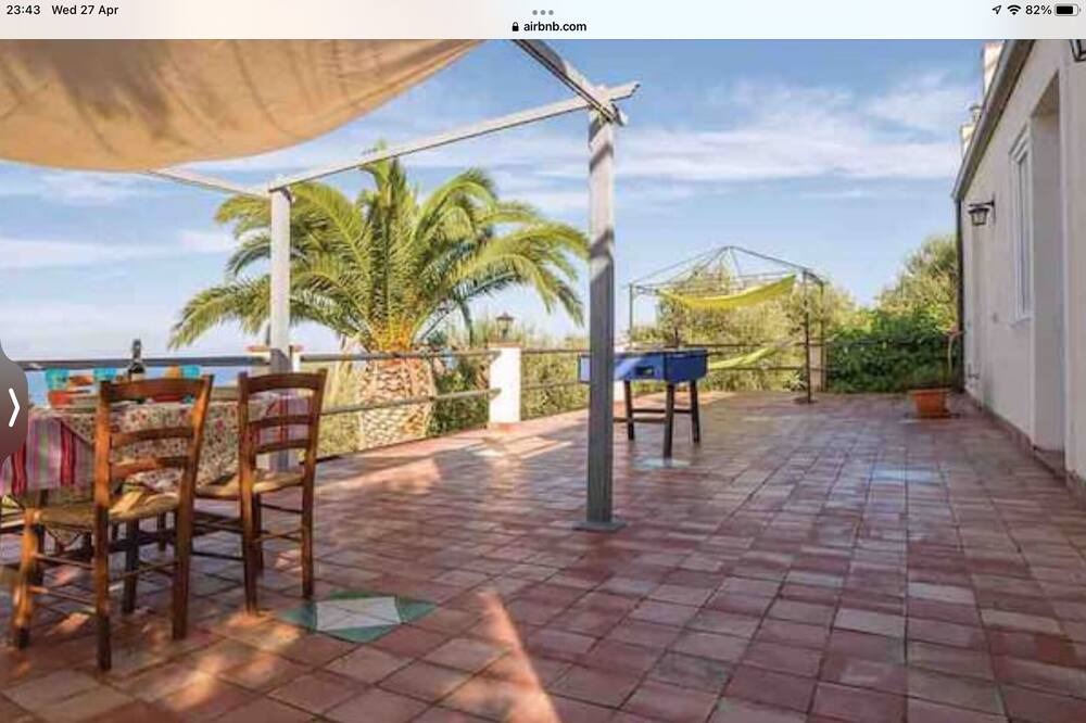 Photo of Patio Balcony in Collesano