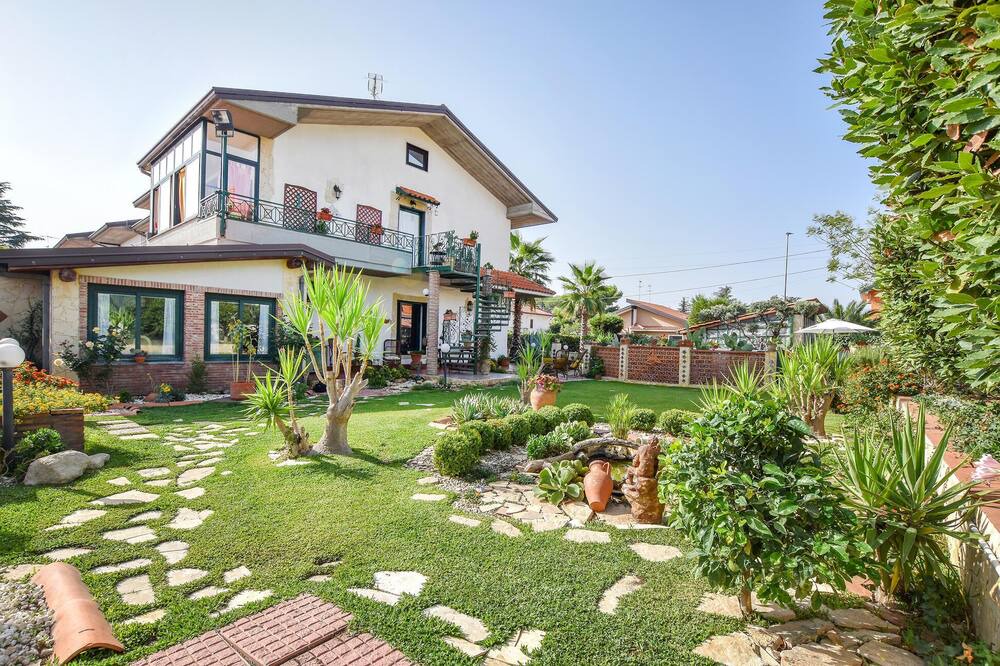Photo of Outdoor in Mascalucia