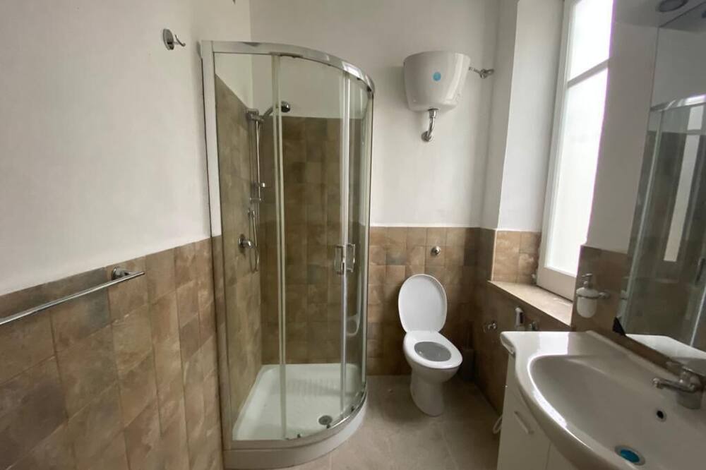 Photo of Bathroom in Casteldaccia