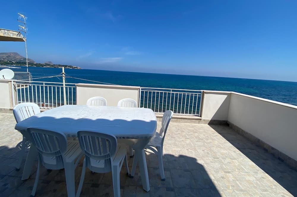 Photo of Patio Balcony in Casteldaccia