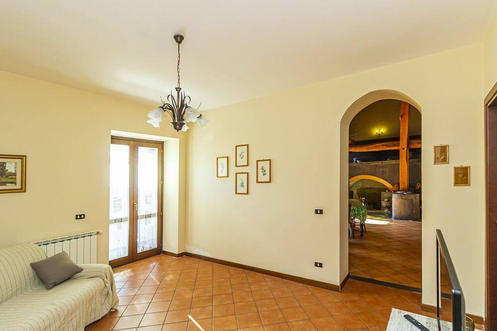 Photo of Livingroom in Zafferana Etnea