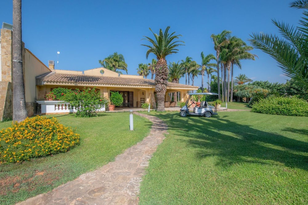 Photo of Outdoor in Salemi
