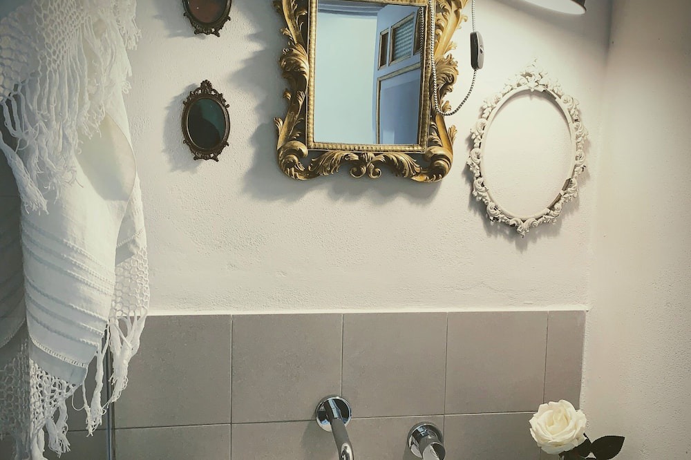 Photo of Bathroom in Ferla