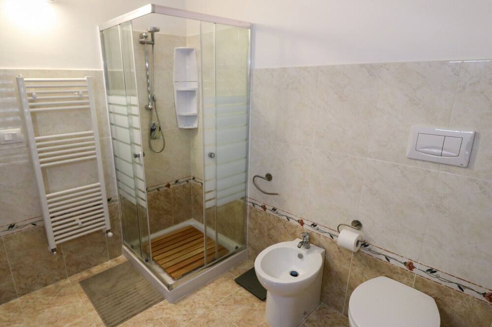 Photo of Bathroom in Acradina