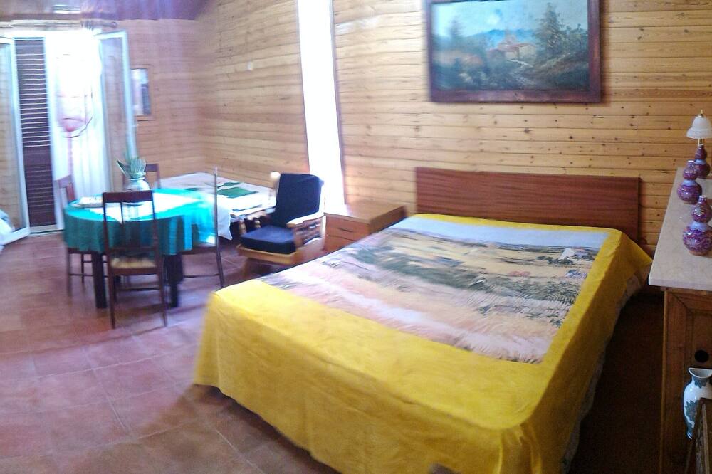 Photo of Bedroom in San Corrado di Fuori