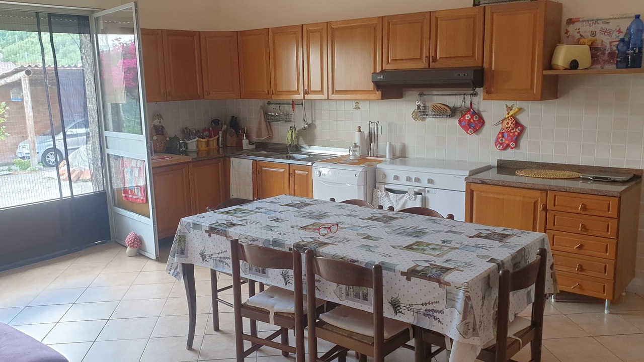 Photo of Kitchen in Patti