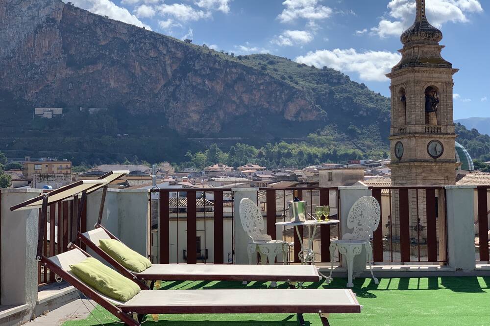 Photo of Patio Balcony in Partinico