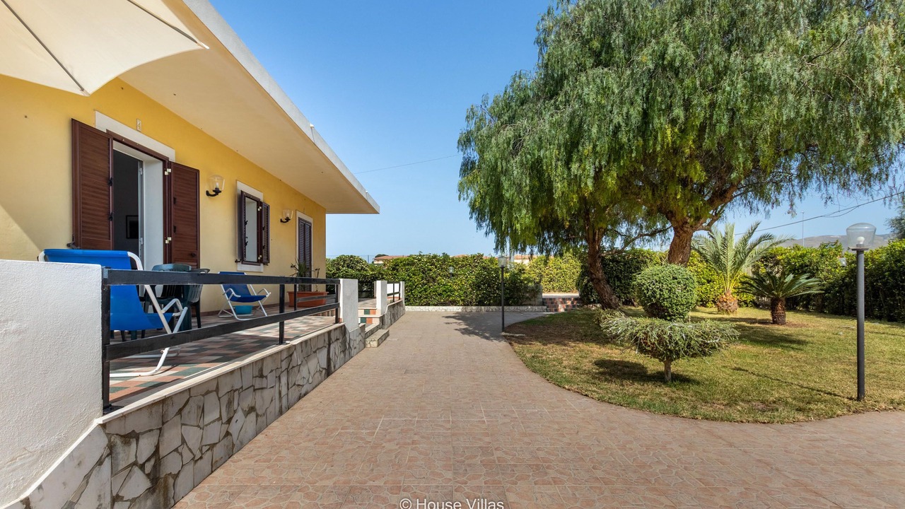 Photo of Outdoor in Avola