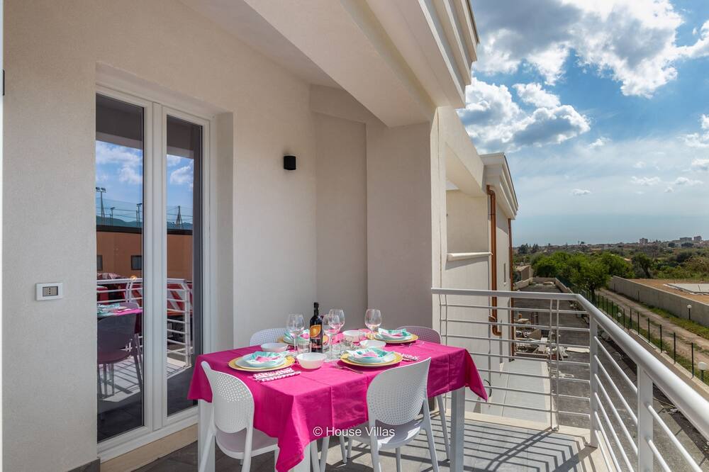 Photo of Patio Balcony in Avola