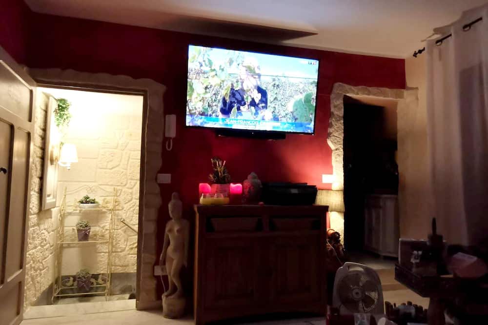 Photo of Livingroom in Acquaviva Platani