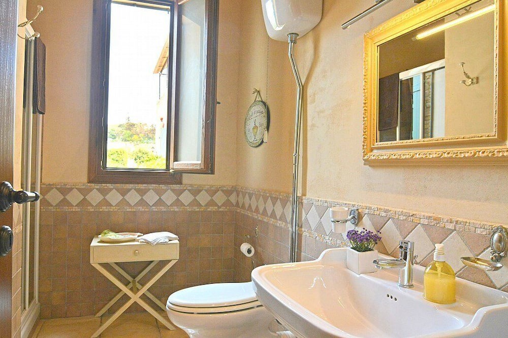 Photo of Bathroom in Licata