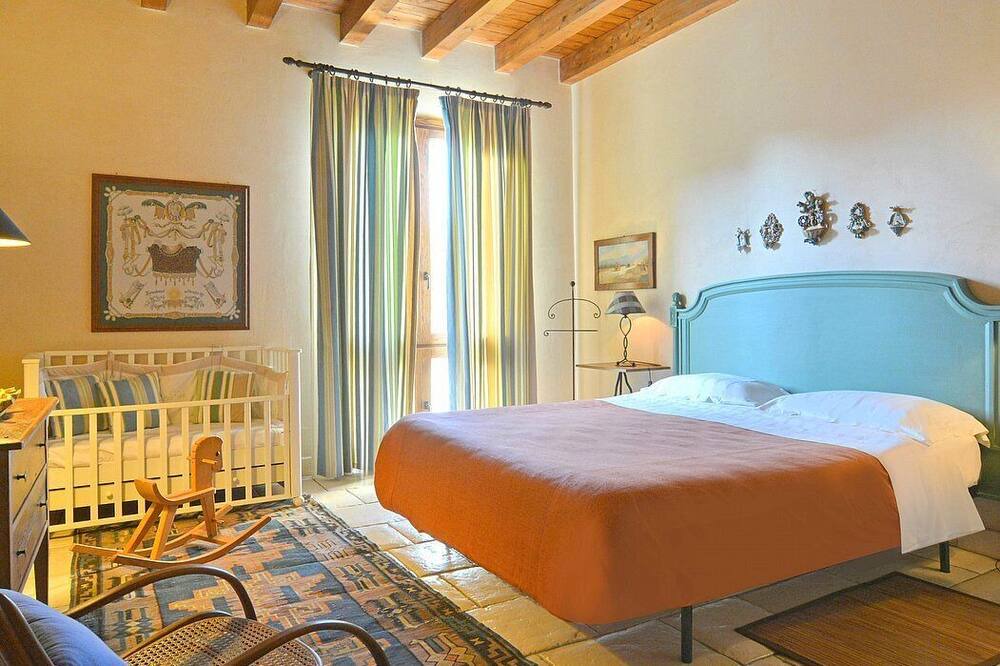 Photo of Bedroom in Licata