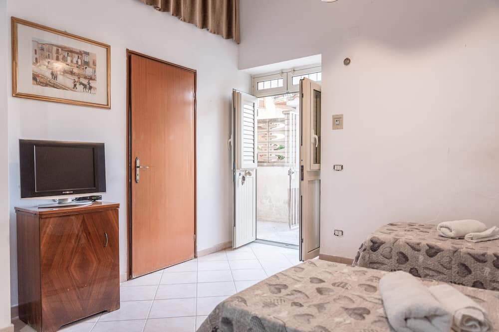 Photo of Bedroom in Favara