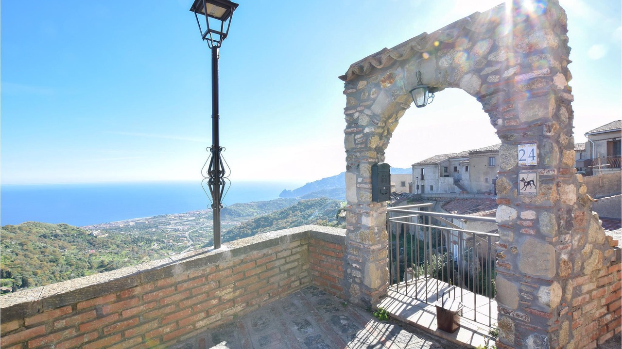 Photo of Outdoor in Savoca