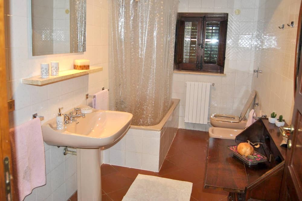 Photo of Bathroom in Sferracavallo