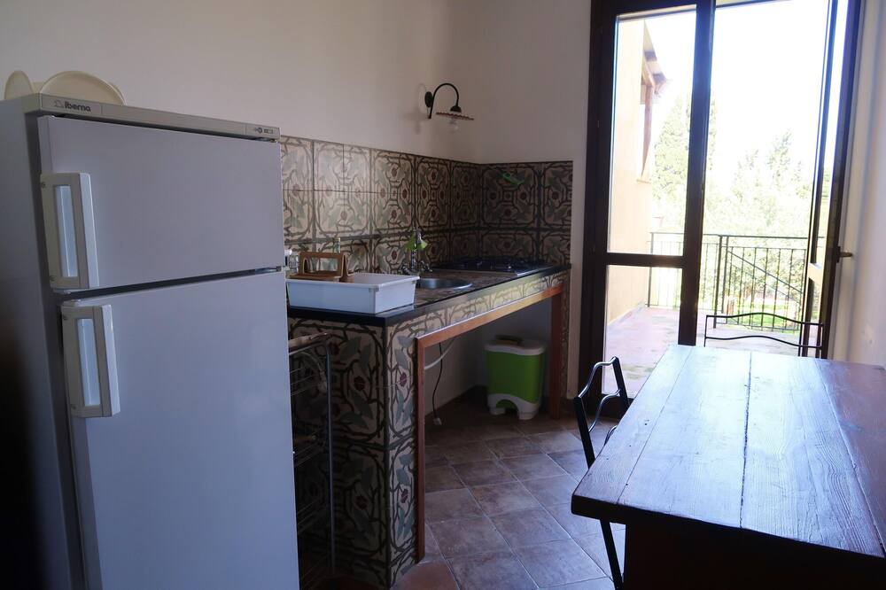 Photo of Kitchen in Paceco