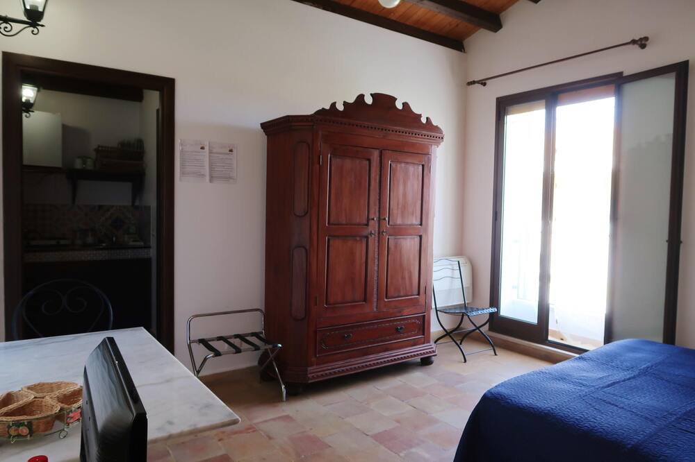 Photo of Bedroom in Paceco