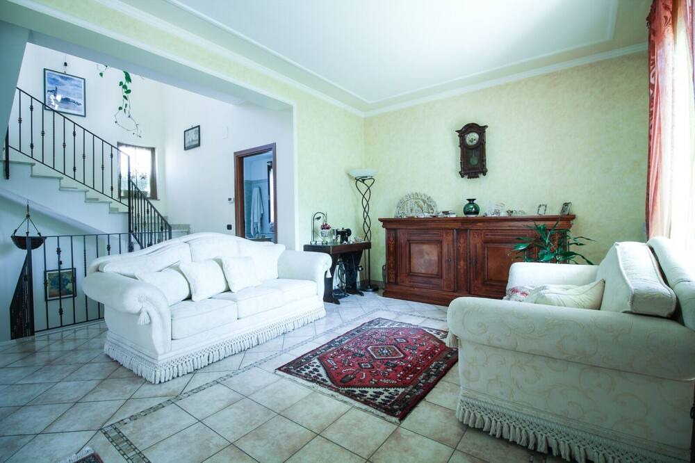 Photo of Livingroom in Santa Venerina